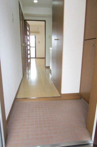 アビターレ薬院南の玄関