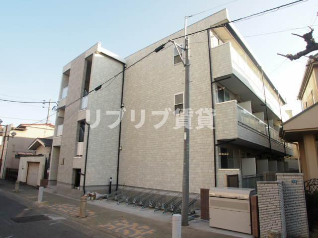 リブリ・エスペランサの外観