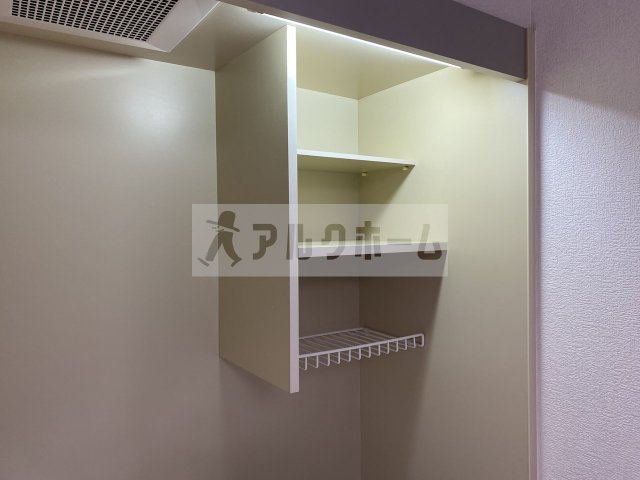 コンフォート本町の洗面所|コンフォート本町　キッチン