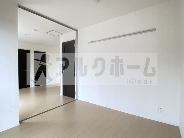 コージーコート法善寺の洋室