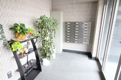 【ロビー】 | ラ　ルーチェ新長田