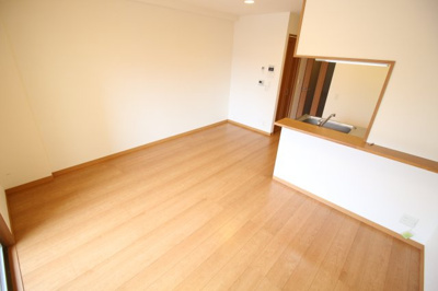 【居間・リビング】 | ラ　ルーチェ新長田