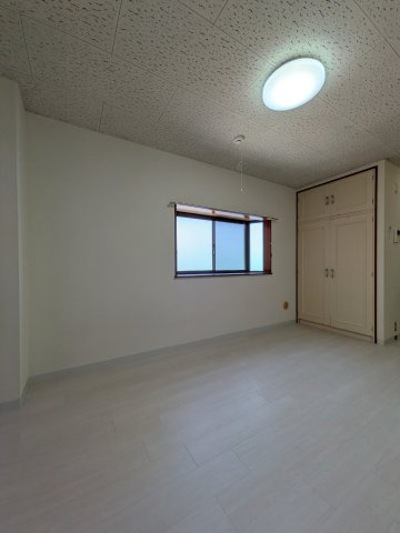【洋室】 | グロリアマンション | 過ごしやすい洋室です