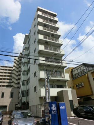 【外観】 | Ｓ－ＦＯＲＴ船橋roots | ガルダ船橋本町　鉄筋コンクリート造9階建て　南向きで日当たり良好の物件です