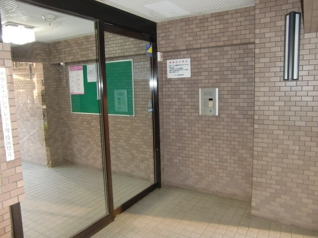 ドルチェ川越のエントランス