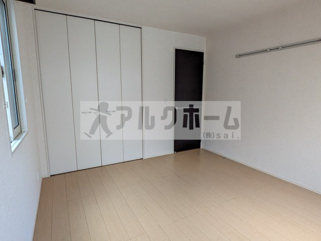 ルミエールKの洋室