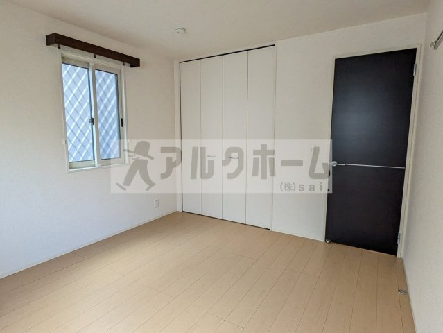 ルミエールKの洋室