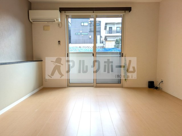 ルミエールKの居間・リビング