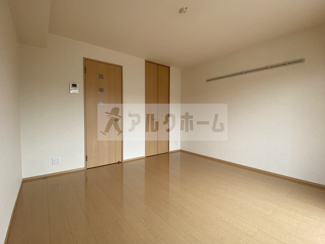 ドリーム葉月六番館の居間・リビング|ドリーム葉月　六番館　洋室