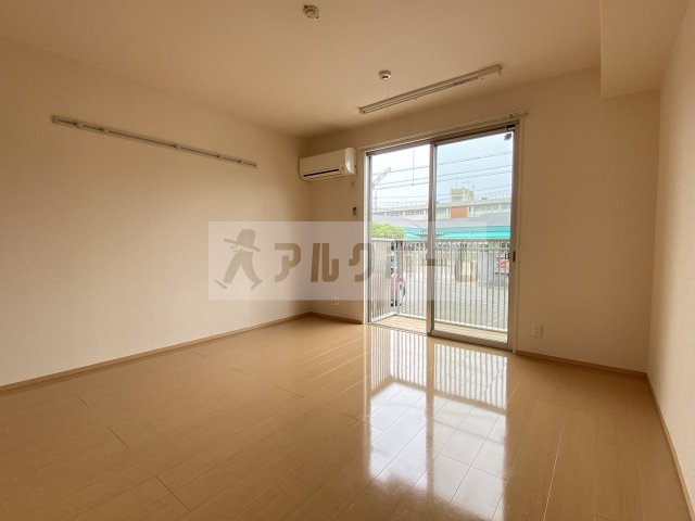 ドリーム葉月六番館の居間・リビング|ドリーム葉月　六番館　洋室