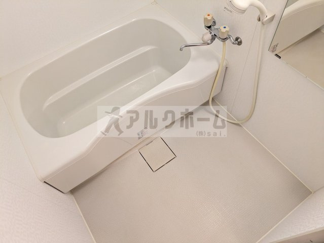 ドリーム葉月六番館の浴室