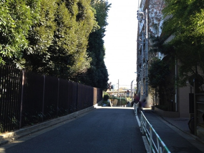 【周辺】 | マイキャッスル千駄ヶ谷 | 前面道路