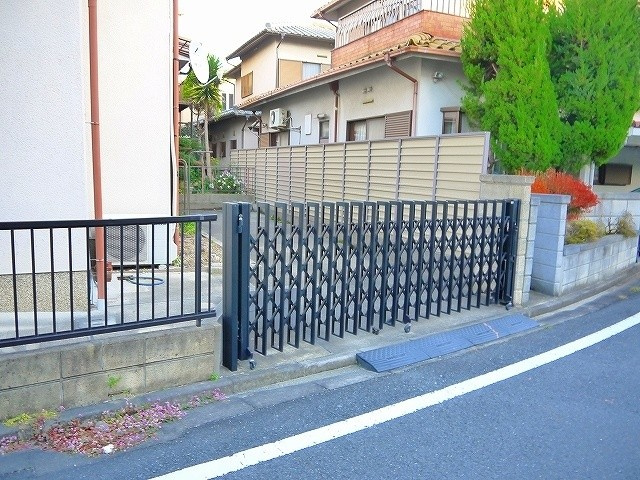 マルリーの駐車場