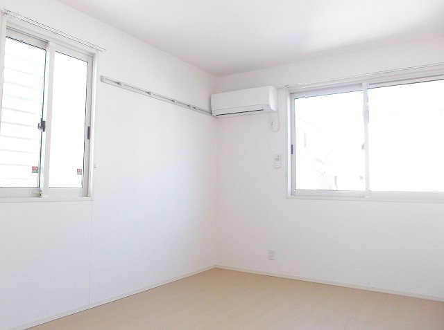 【寝室】 | グランデ・川木谷　Ａ