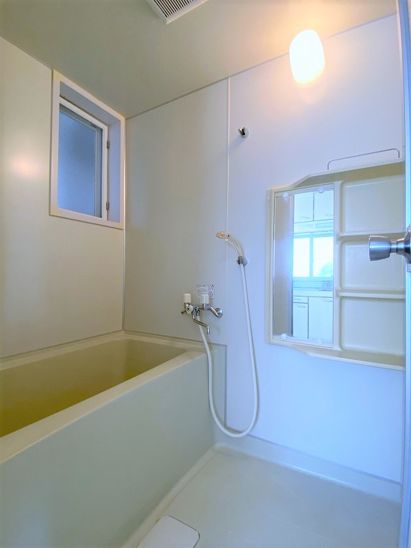 メゾンＳⅡの浴室