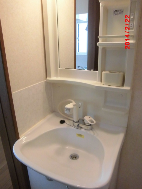 サンライズ住吉の独立洗面台