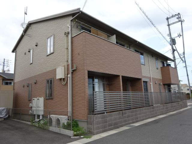 倉敷市田ノ上のアパートの外観