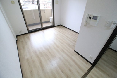 【寝室】 | ウエストアベニュー