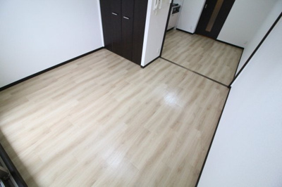 【洋室】 | ウエストアベニュー