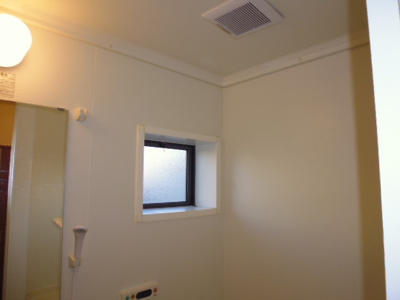 【浴室】 | パミドール・ルーチェ　Ｃ | 風呂窓・換気扇