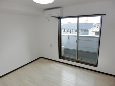 【洋室】 | ワコーレヴィータ海浜公園