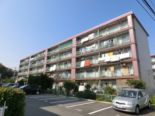 川越田園ハイツの外観