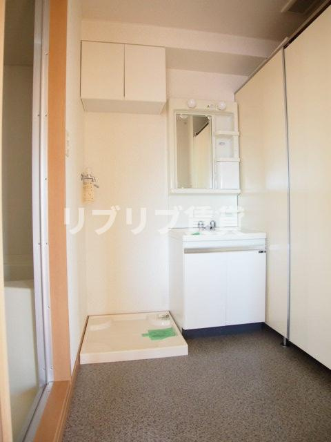 ＢＡＹ ＳＩＤＥ ＣＯＵＲＴ壱番館の洗面所