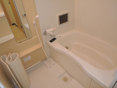 【浴室】 | ヴィラロイヤルシティーⅡ | ☆浴室ＴＶ☆