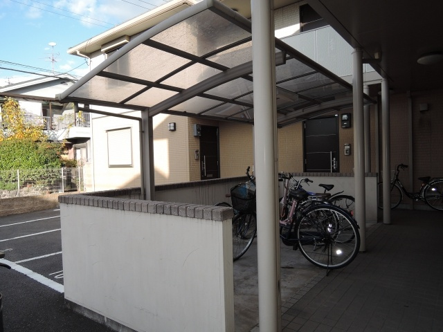 【その他共用部分】 | ヴィラロイヤルシティーⅡ | ☆屋根付き駐輪場☆