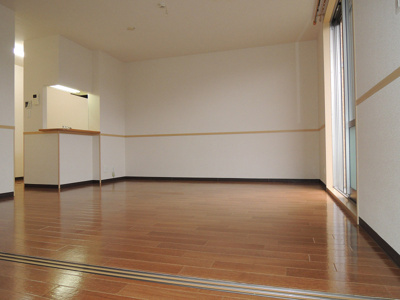 【居間・リビング】 | ヴィラロイヤルシティーⅡ