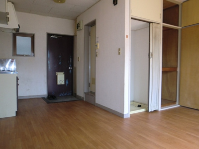 【居間・リビング】 | 秋山コーポ | ＜秋山コーポ＞