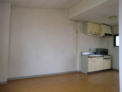 【居間・リビング】 | 秋山コーポ | ＜秋山コーポ＞