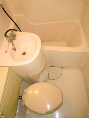 【トイレ】 | 秋山コーポ | ＜秋山コーポ＞