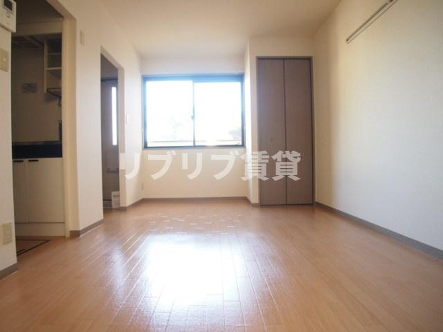 レカン壱番館の居間・リビング