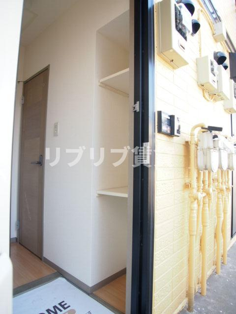 レカン壱番館の玄関