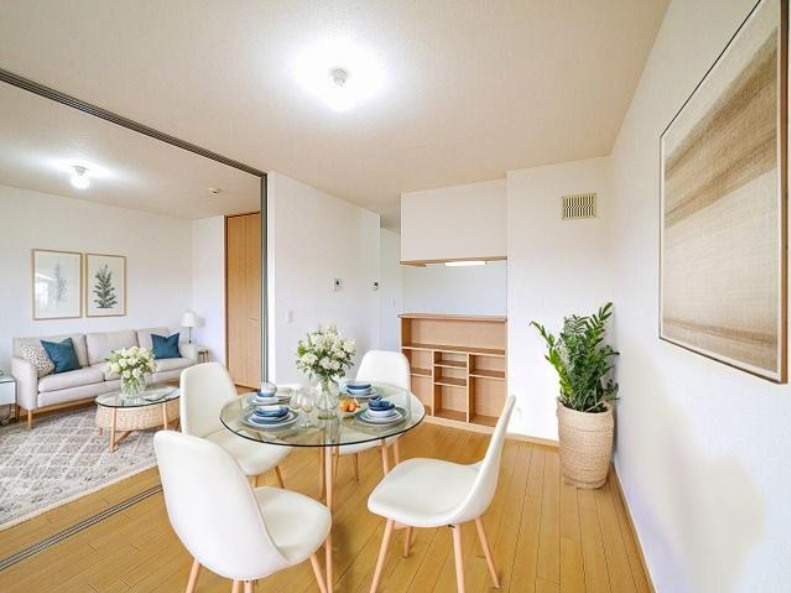 ザウバーの居間・リビング|CGで家具等を配置したもので家具等は含まれません