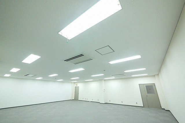 三和大宮ビルの内装