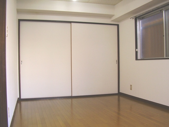サンコーポ久米川の収納