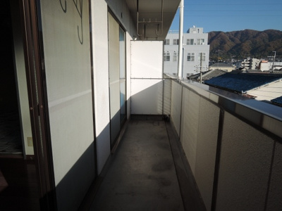 【バルコニー】 | サンルミネ館