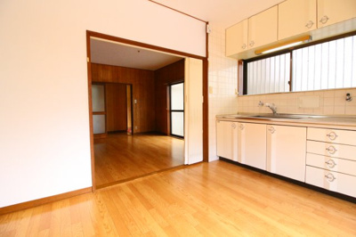 【洋室】 | 丸山町貸家