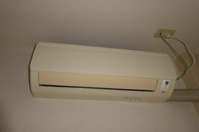 ロイヤルハイツ692の設備|エアコン