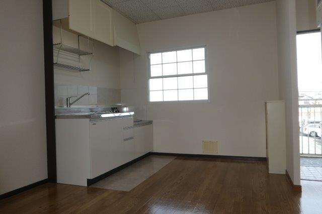 コーポ吉備路Ｃの内装|ダイニングキッチン