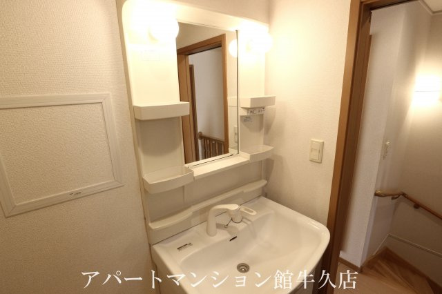 モダンエディフィスⅡの独立洗面台