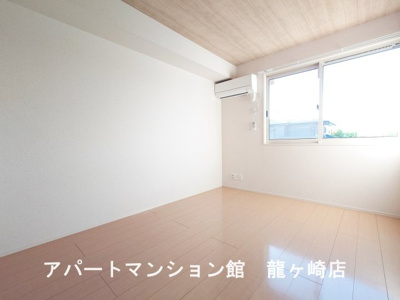 【寝室】 | ヒルズ