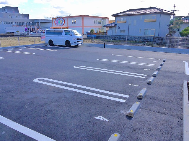 ベル・フィオーレの駐車場