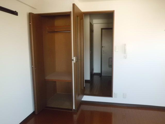 メゾンエストの収納