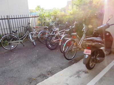 【その他共用部分】 | ロイヤルハイツ歌園 | 駐輪場★