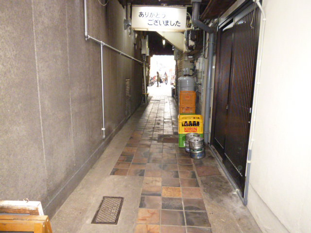 倉敷市阿知２丁目の店舗一部の周辺|店舗前通路