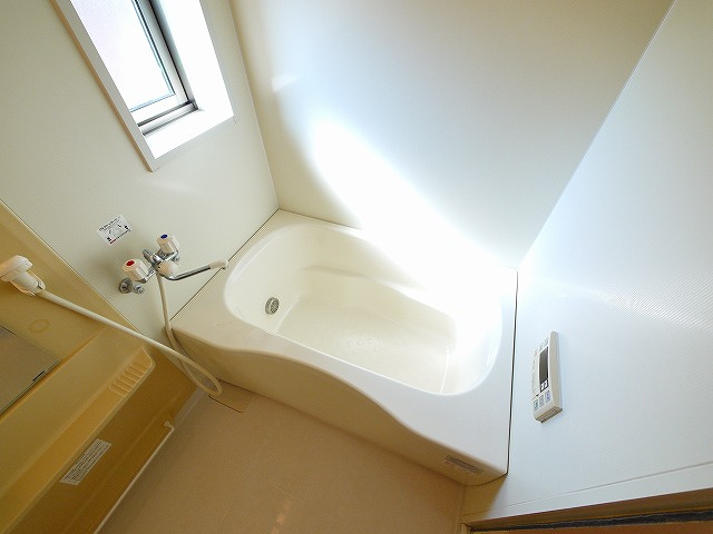 ディアス雲村の浴室|ゆったり過ごせるお風呂です