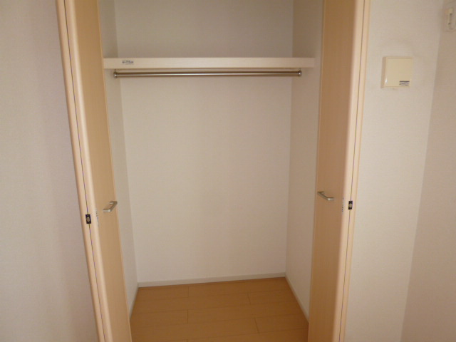 ヌウボーブローテの収納|クローゼット